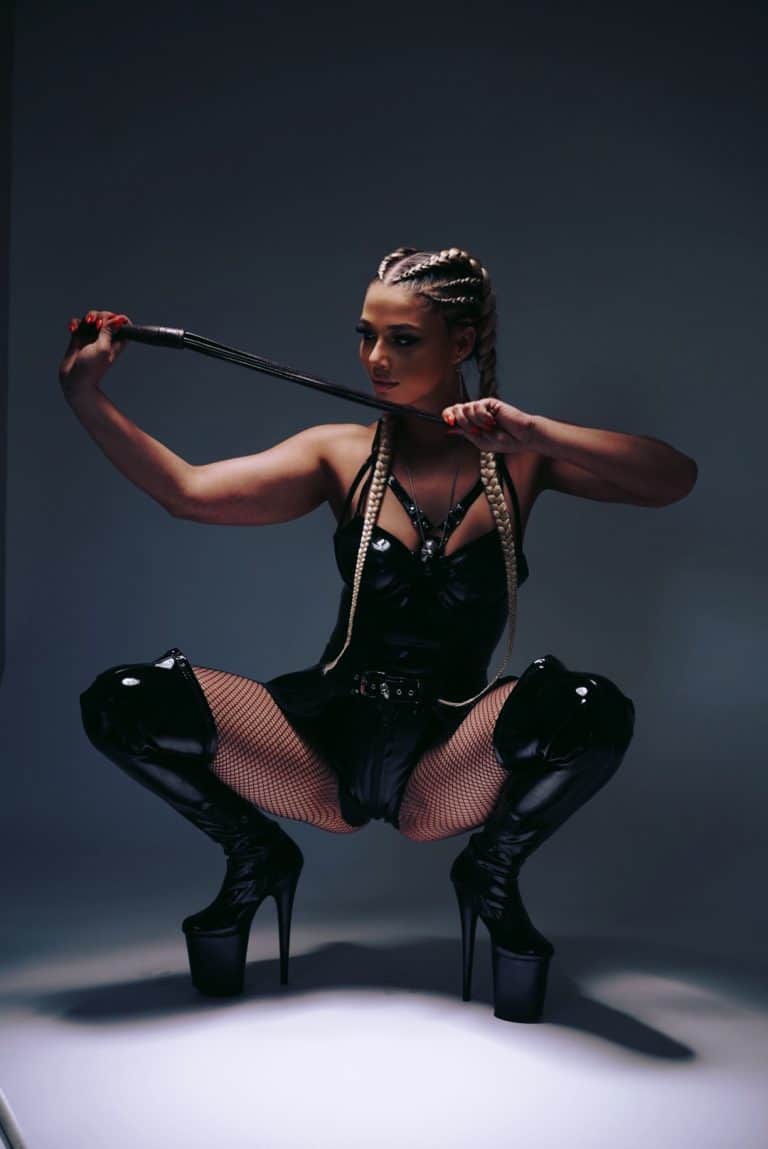 Galeriebild von Lady Harley Sadistic