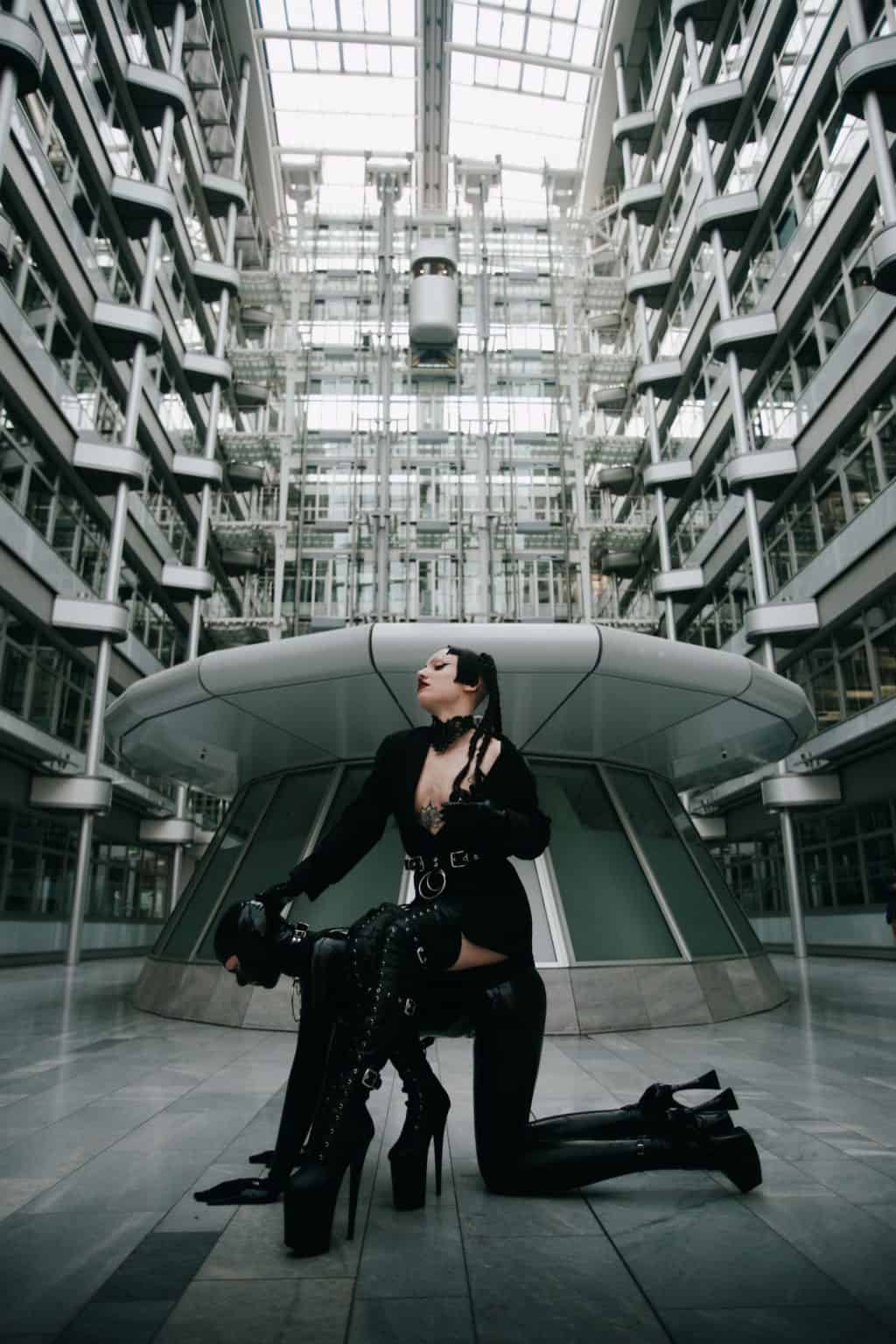 Galeriebild von Lady Moir Div *Neu in München* Shibari*