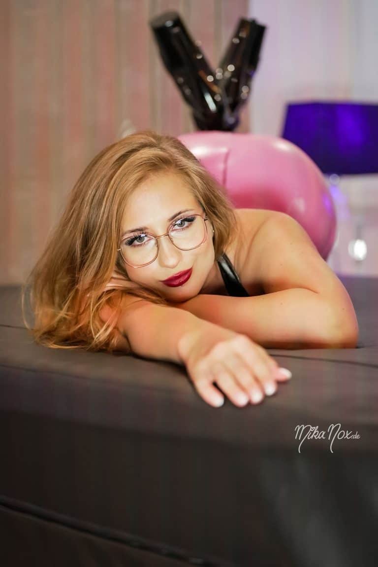 Galeriebild von Mika Nox *Porno Star*