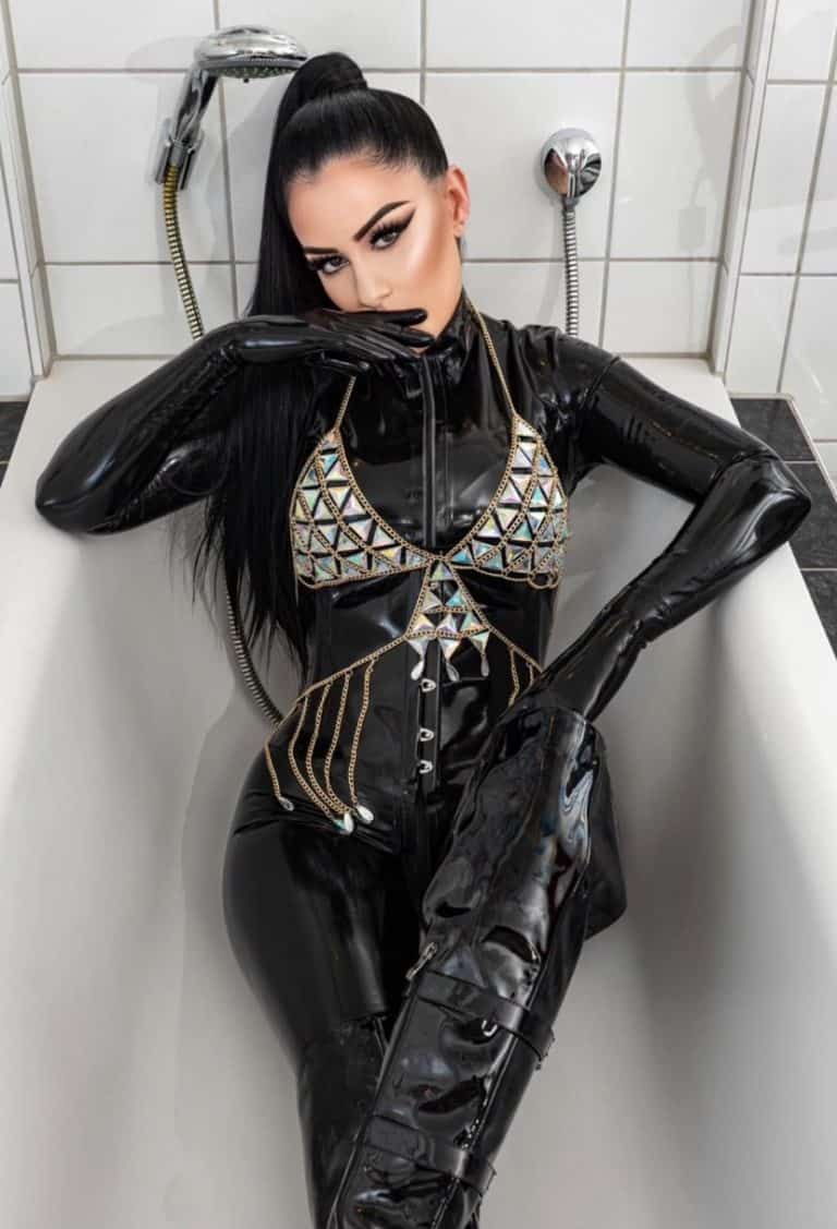 Galeriebild von Lady Black Rose