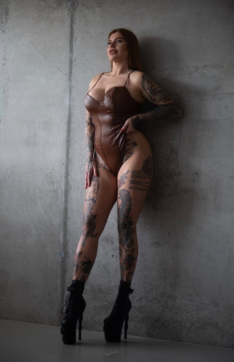 Galeriebild von Hanna de Vil Fetischbetreuerin