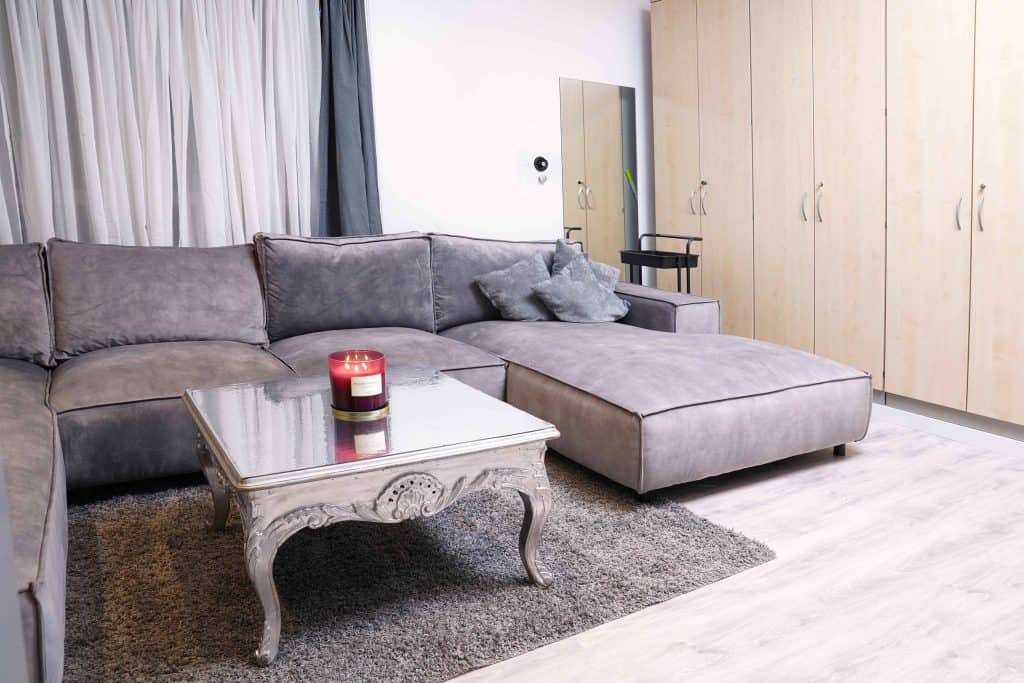 Ladies Lounge mit Pantry